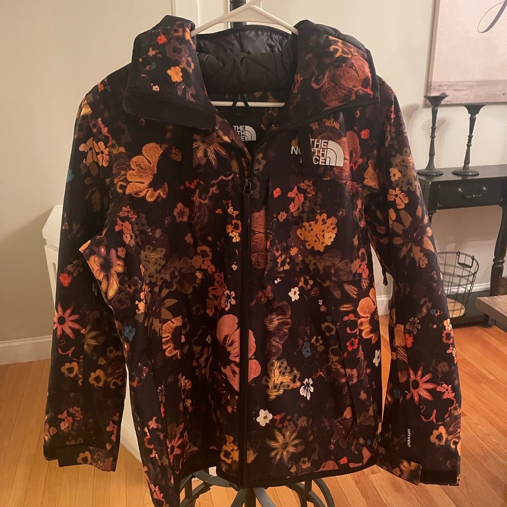 EUC NORTH FACE SKI COAT